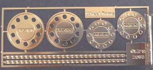 KFS 1/24 MAN 卡車用 輪圈蓋 蝕刻片 (PE